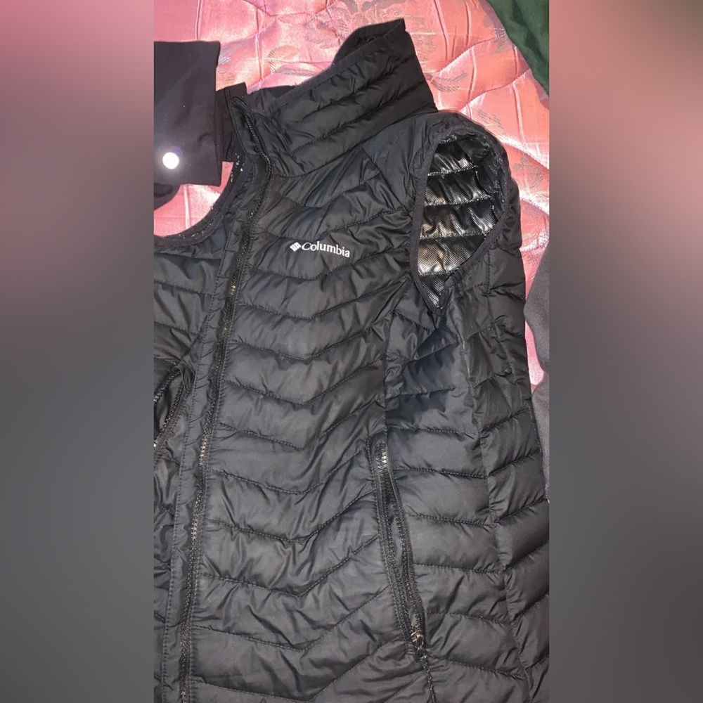 Columbia Vest